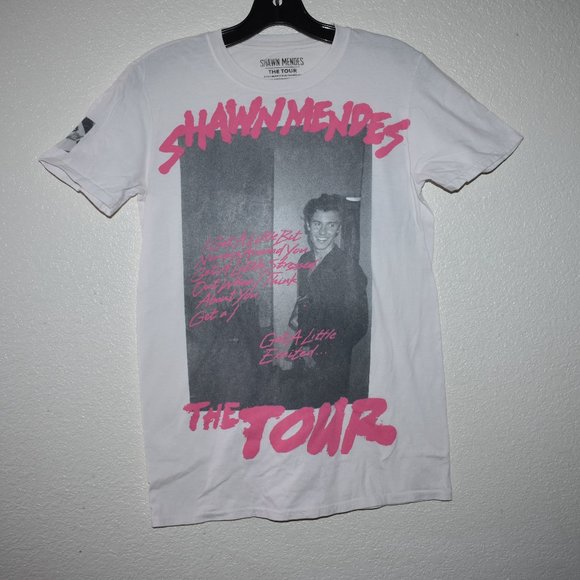 Other - Shawn Mendes The tour Graphic Tee Sie Small
